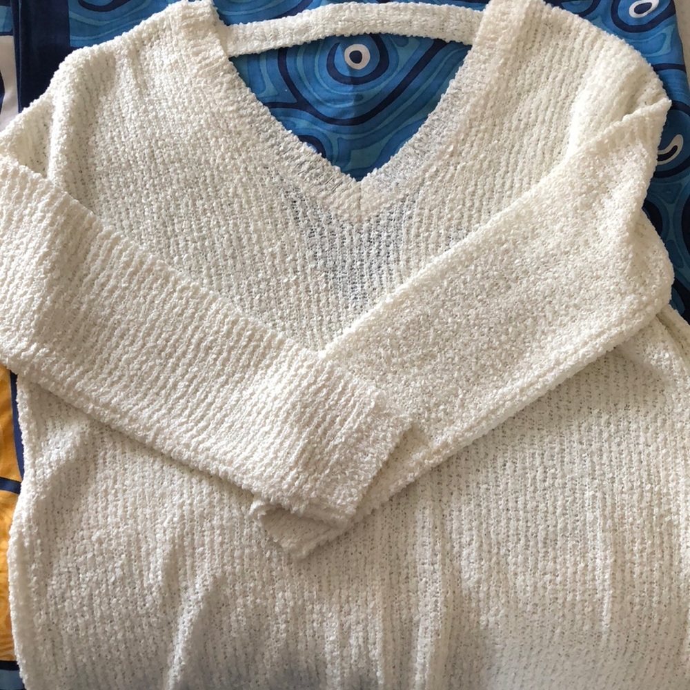 V back sweater